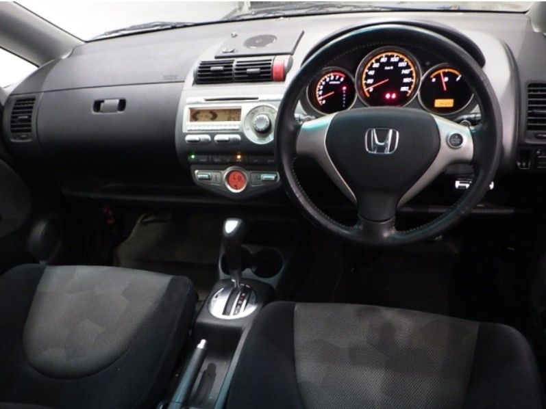  29141  HONDA FIT  2006  
