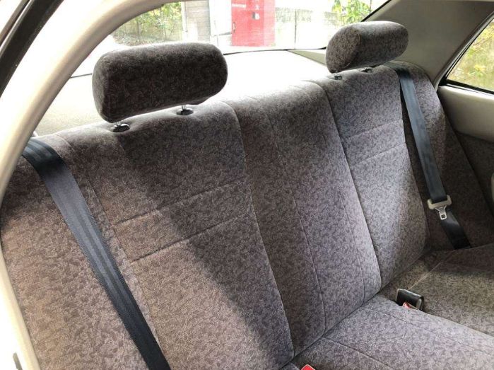  29144  TOYOTA COROLLA  2000  