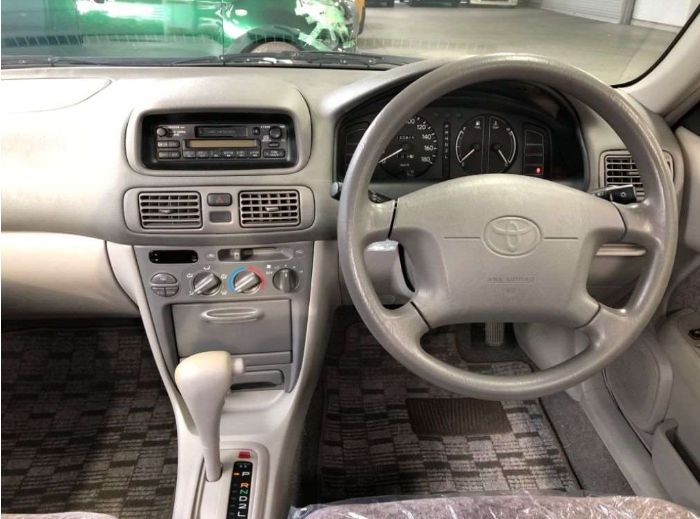  29144  TOYOTA COROLLA  2000  