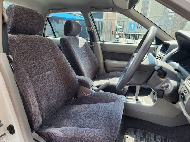  29144  TOYOTA COROLLA  2000  