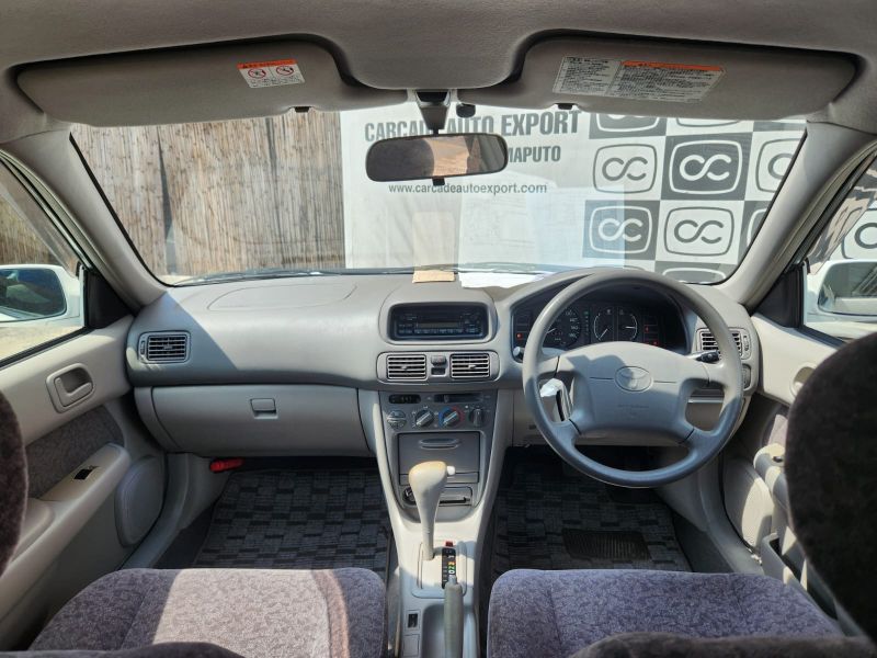  29144  TOYOTA COROLLA  2000  