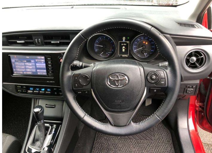  29145  TOYOTA AURIS  2016  