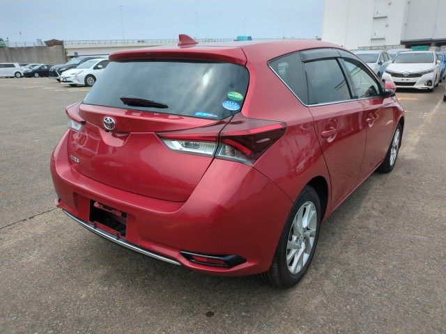  29145  TOYOTA AURIS  2016  
