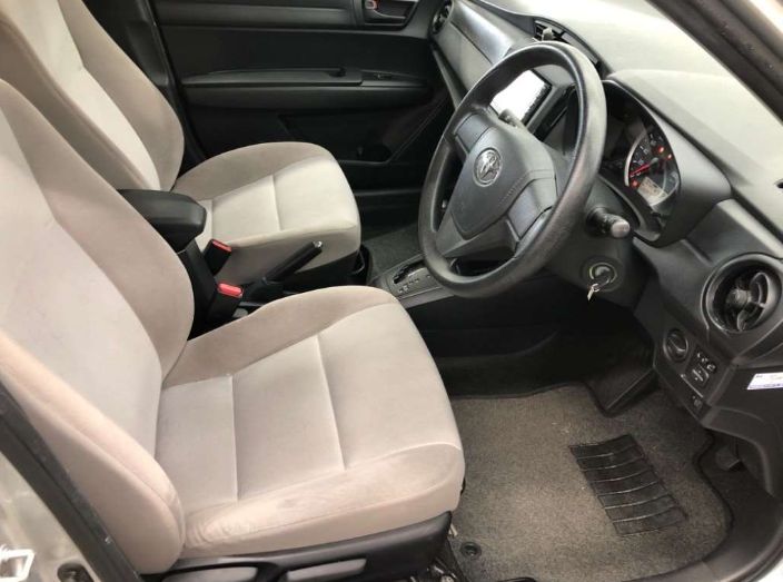  29146  TOYOTA COROLLA AXIO  2016  