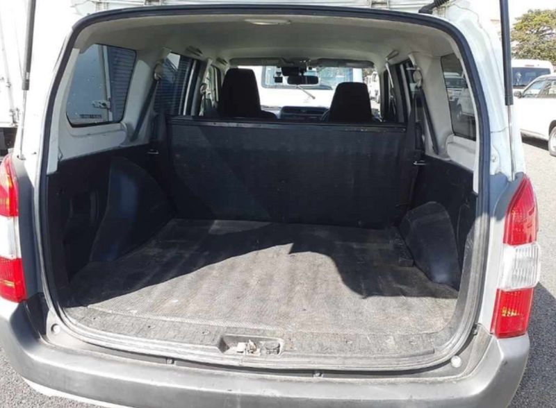  29147  TOYOTA PROBOX VAN  2017  