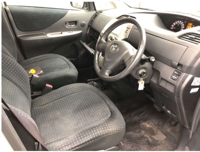  29149  TOYOTA RACTIS  2009  