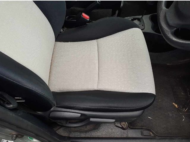  29152  TOYOTA VITZ  2012  