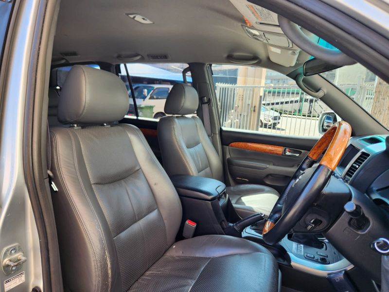 29165 TOYOTA LANDCRUISER PRADO 2004