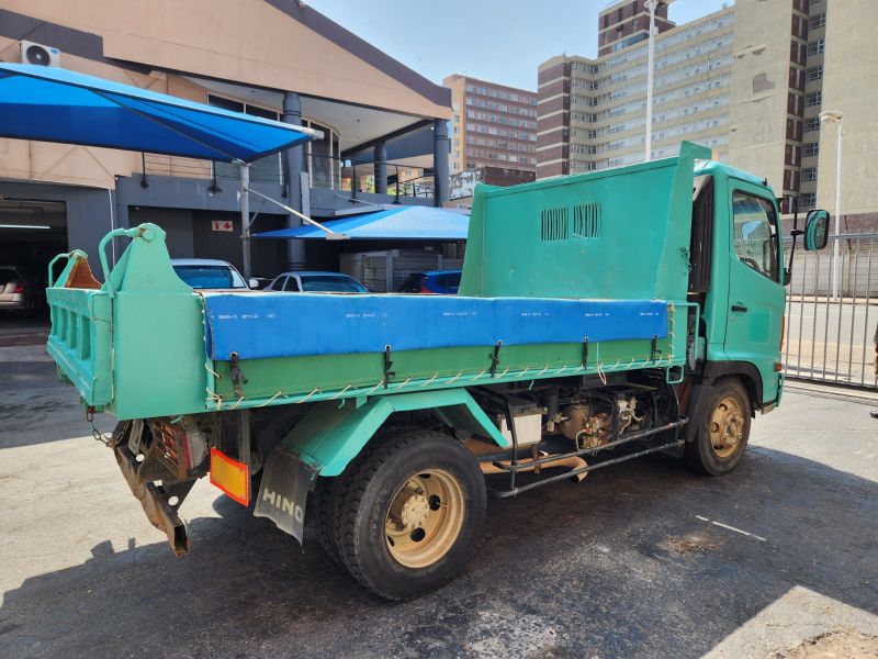 29166  HINO RANGER DUMP  2003