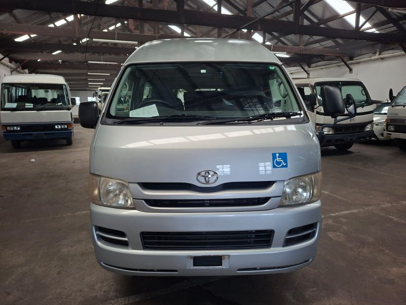 29176 TOYOTA HIACE -V 2008
