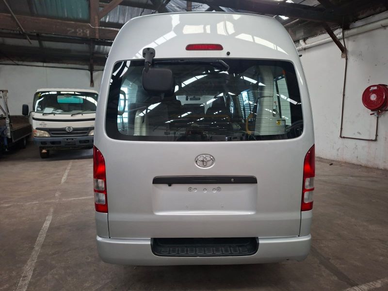 29176  TOYOTA HIACE -V  2008