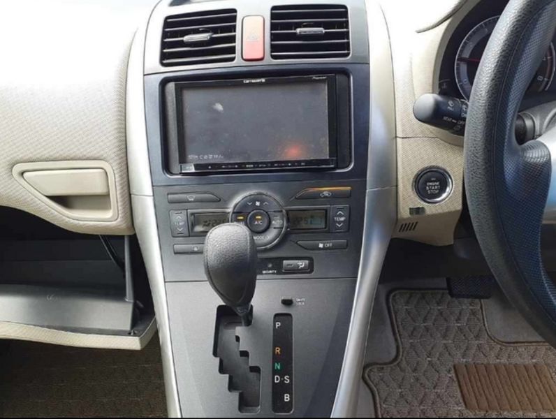  29177  TOYOTA AURIS  2011  
