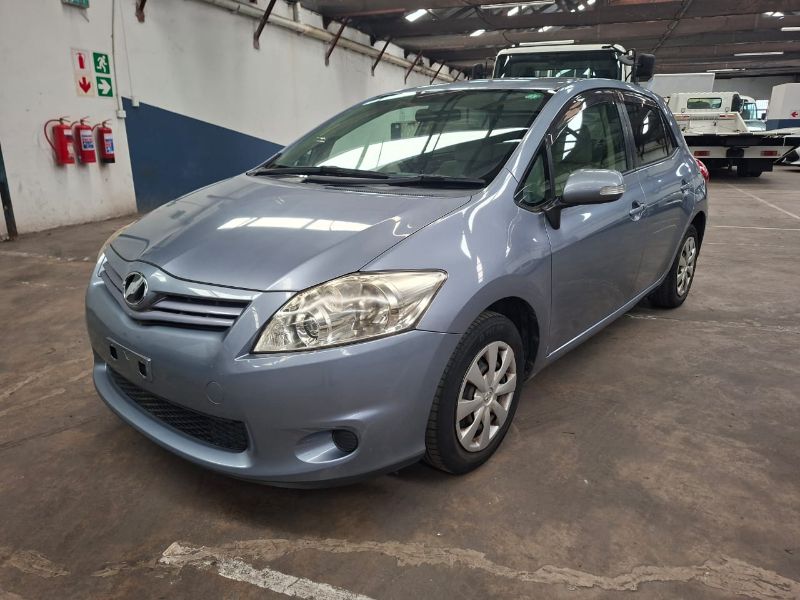 29177  TOYOTA AURIS  2011