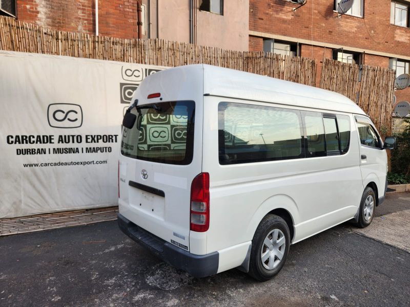 29181  TOYOTA HIACE  2006