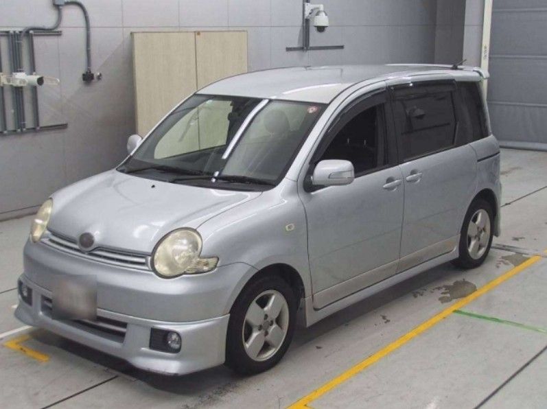  29182  TOYOTA SIENTA  2004  