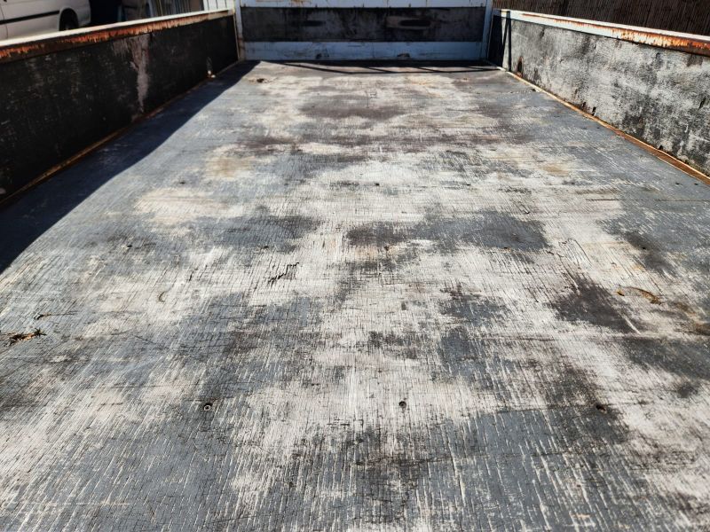 29185  TOYOTA DYNA  2003