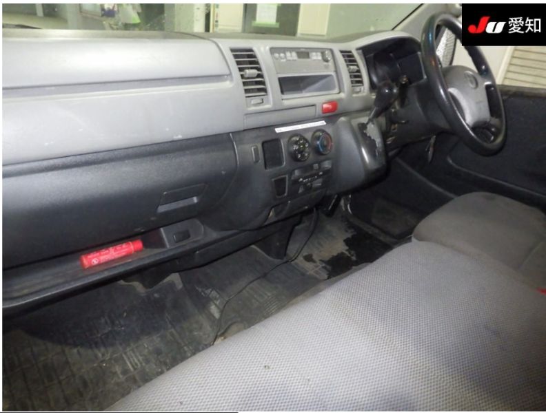  29190  TOYOTA HIACE  2007  