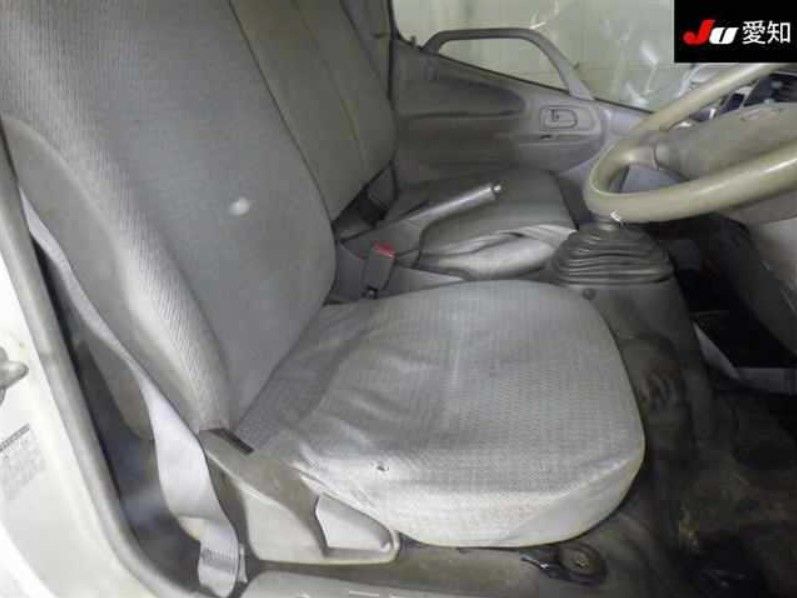  29192  TOYOTA DYNA  2003  