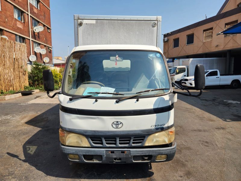 29192 TOYOTA DYNA 2003