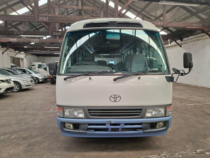  29199  TOYOTA COASTER  2001 