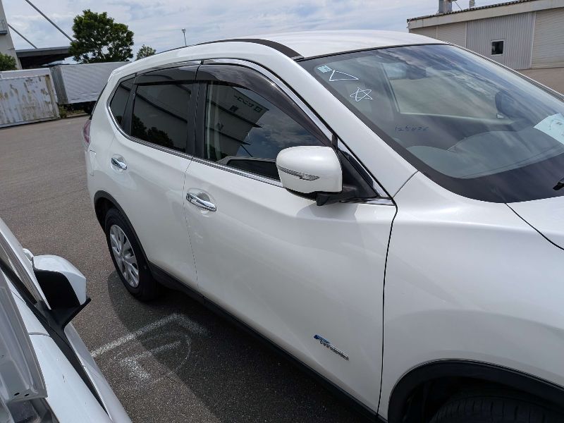  29201  NISSAN X-TRAIL  2016  