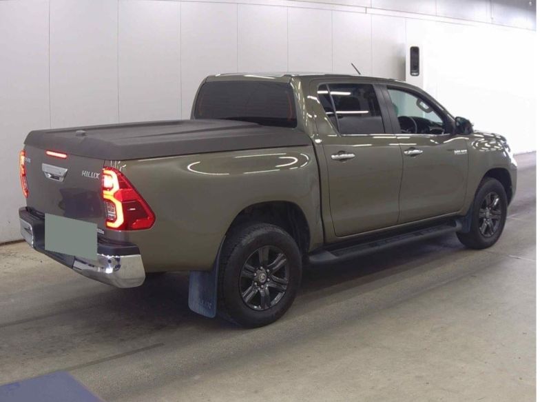  29204  TOYOTA HILUX  2021  