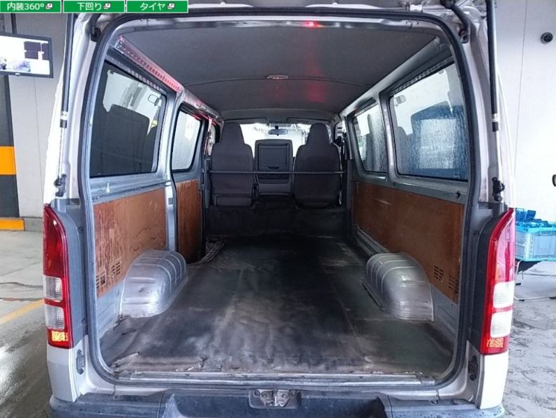  29205  TOYOTA HIACE  2006  