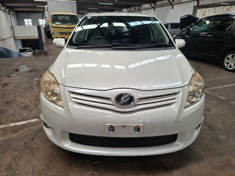 29209 TOYOTA AURIS 2011
