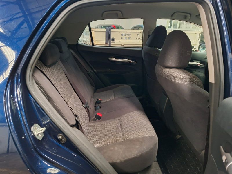  29210  TOYOTA AURIS  2012  