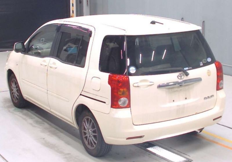  29211  TOYOTA RAUM  2005  