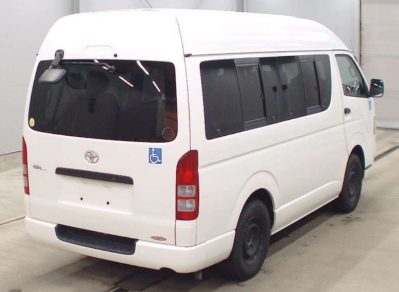  29216  TOYOTA HIACE -V  2005  