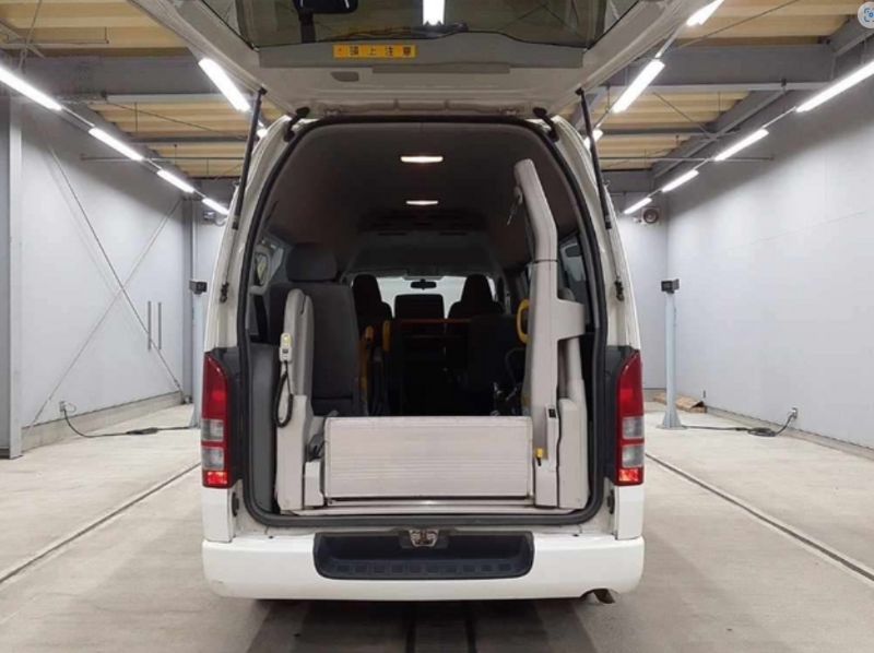  29216  TOYOTA HIACE -V  2005  