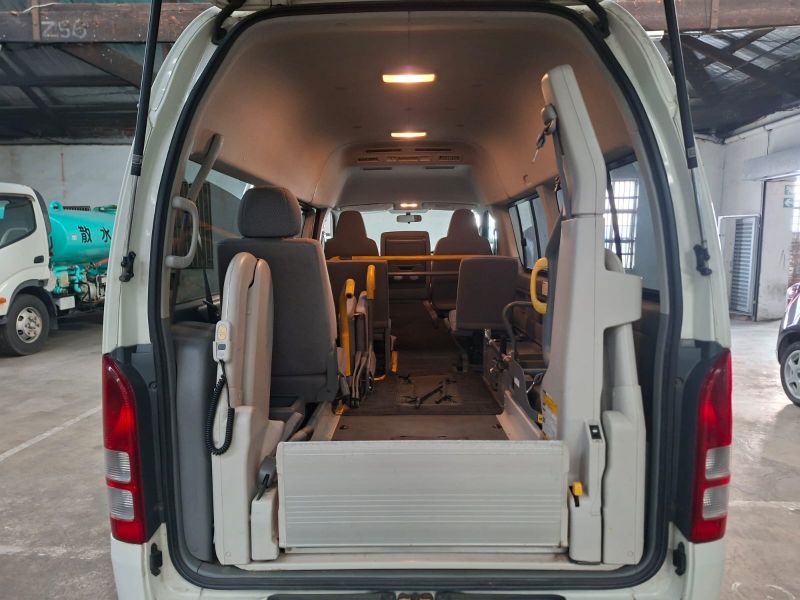  29216  TOYOTA HIACE -V  2005  