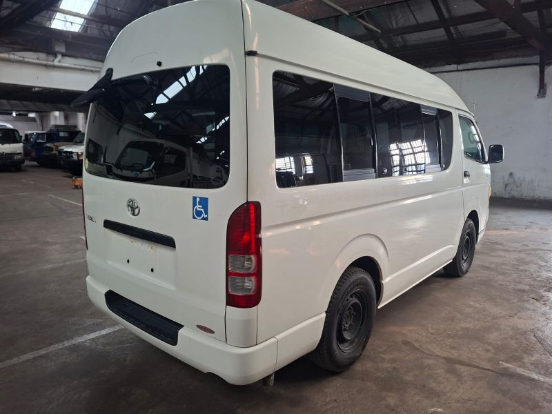  29216  TOYOTA HIACE -V  2005  