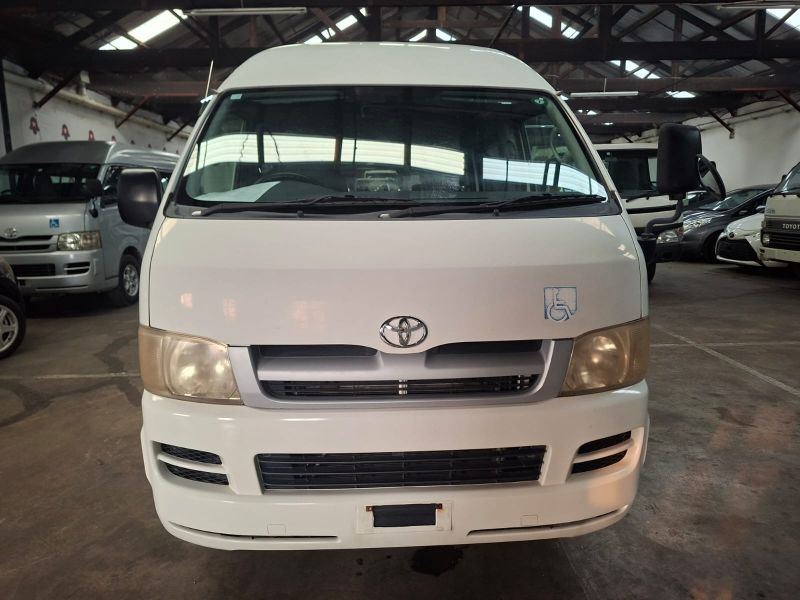  29216  TOYOTA HIACE -V  2005 