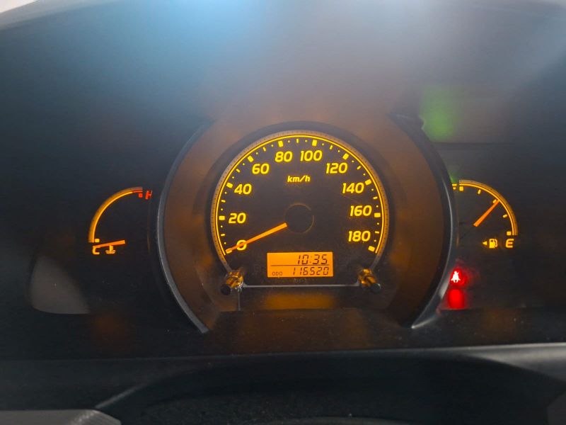  29216  TOYOTA HIACE -V  2005  