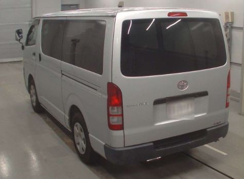  29221  TOYOTA REGIUS  2006  