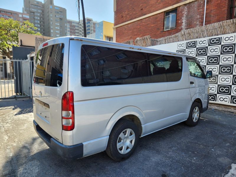  29221  TOYOTA REGIUS  2006  