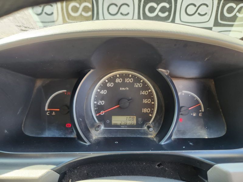  29221  TOYOTA REGIUS  2006  