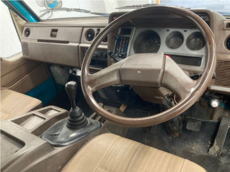  29222  TOYOTA DYNA  1990  