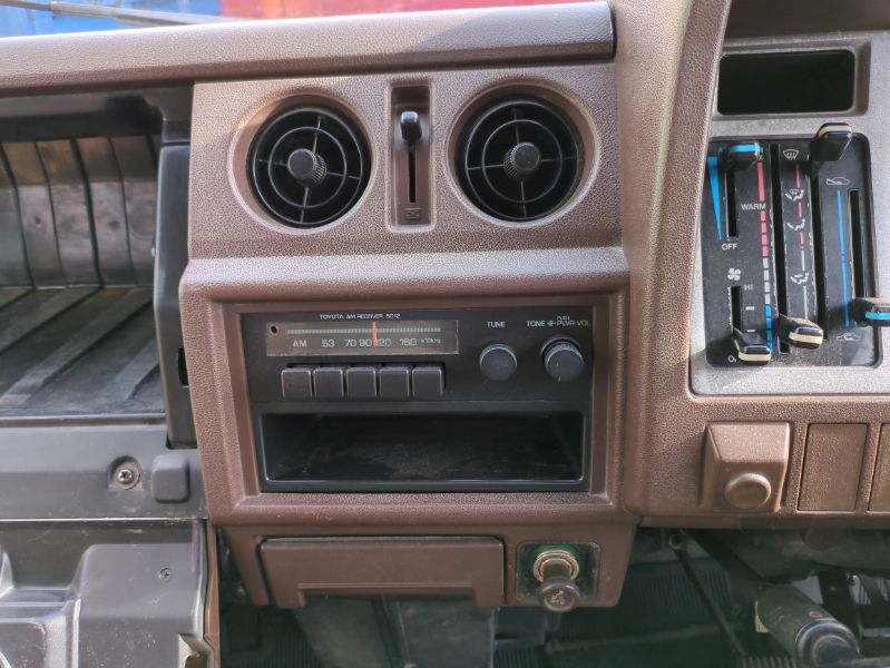  29222  TOYOTA DYNA  1990  