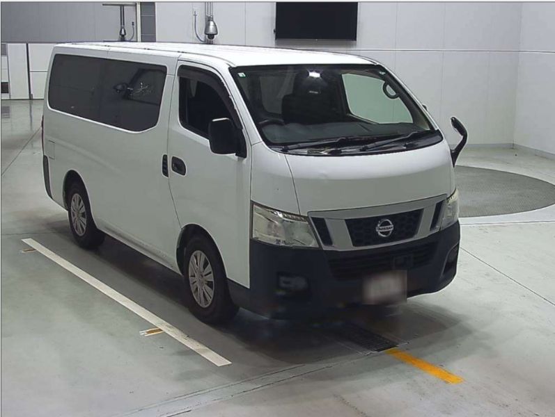 29223 NISSAN CARAVAN 2017