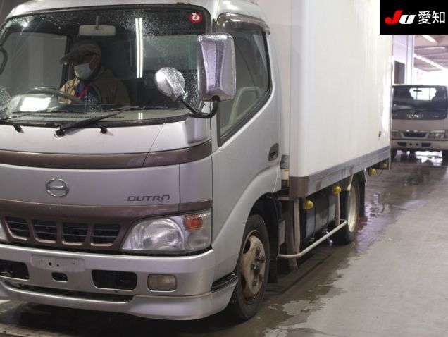  29228  HINO DUTRO  2003  