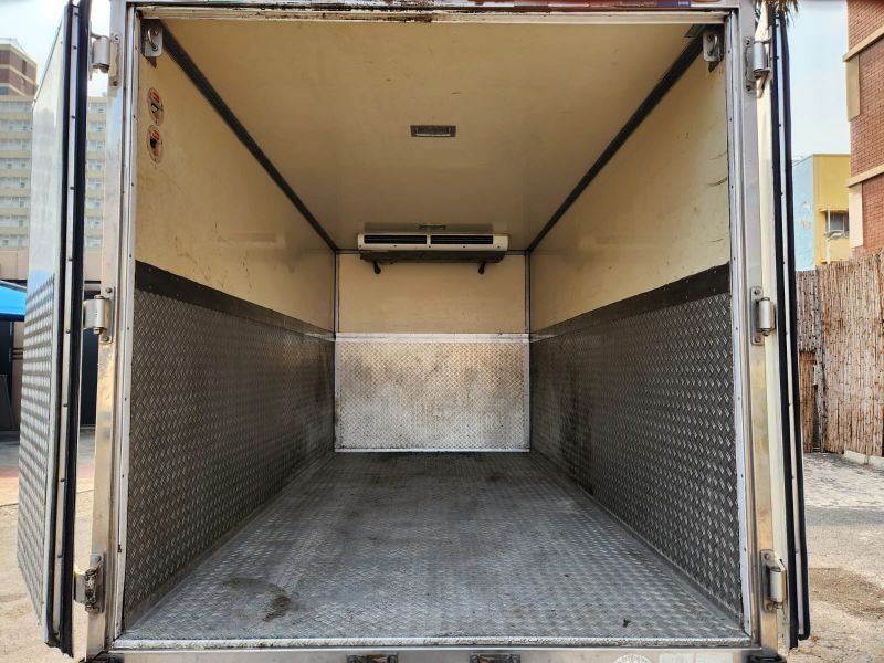 29228  HINO DUTRO  2003