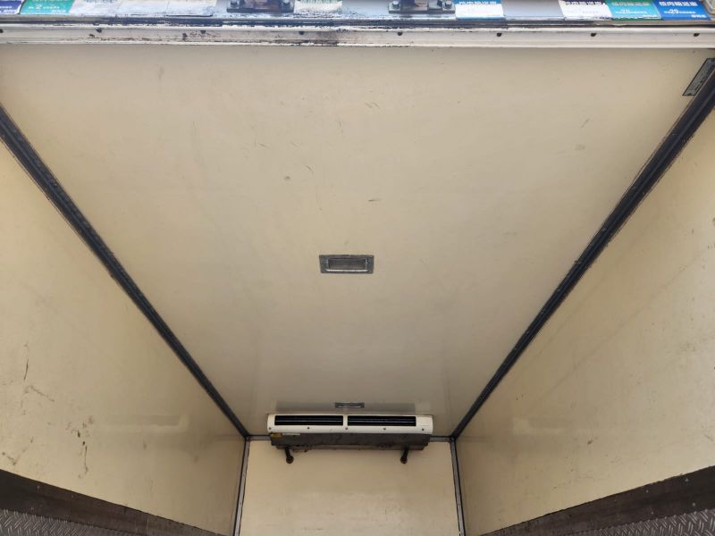 29228  HINO DUTRO  2003