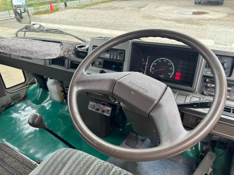  29230  TOYOTA COASTER  1990  