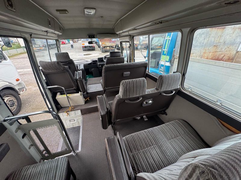  29230  TOYOTA COASTER  1990  