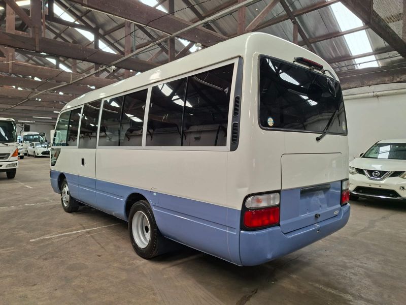  29241  TOYOTA COASTER  2003  