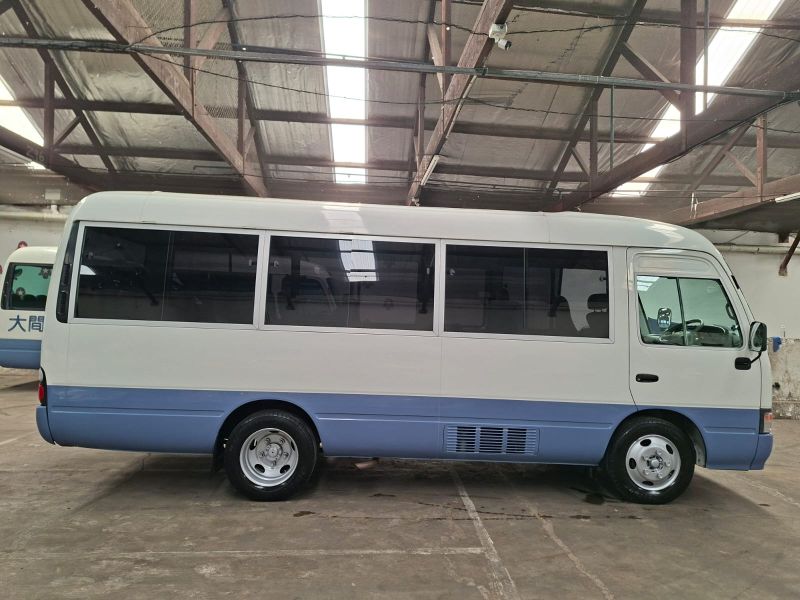  29241  TOYOTA COASTER  2003  