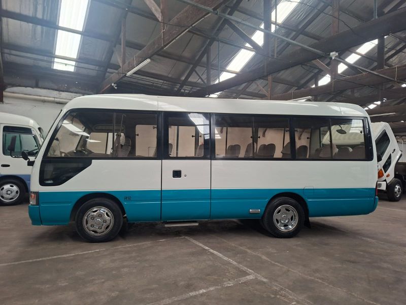  29248  TOYOTA COASTER  1999  